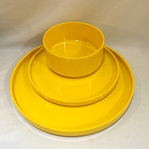 Heller Yellow Melamine Dinner Plate Salad Plate Bowl Set Massimo Vignelli Design